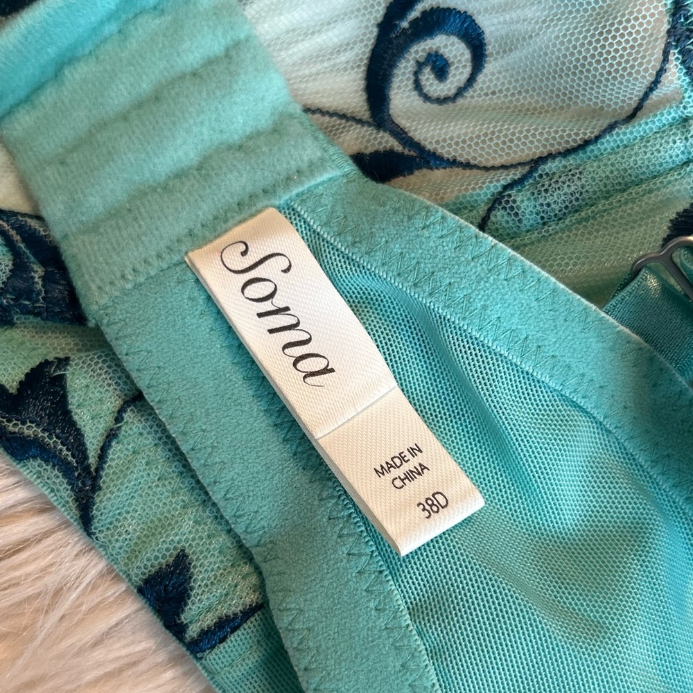 NWOT Soma Sensuous Lace Unlined Bra with Underwire, Wasabi/Poseidon, Size 38D - Picture 9 of 11